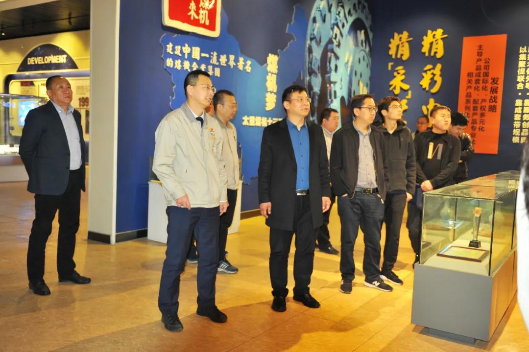 C8FEE3B412E284F10E6076B84CF_BC418823_185EC