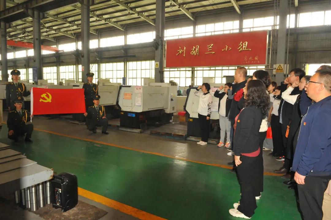 97A1CA279C41378B9C3F7BF2F37_097F9996_18E18