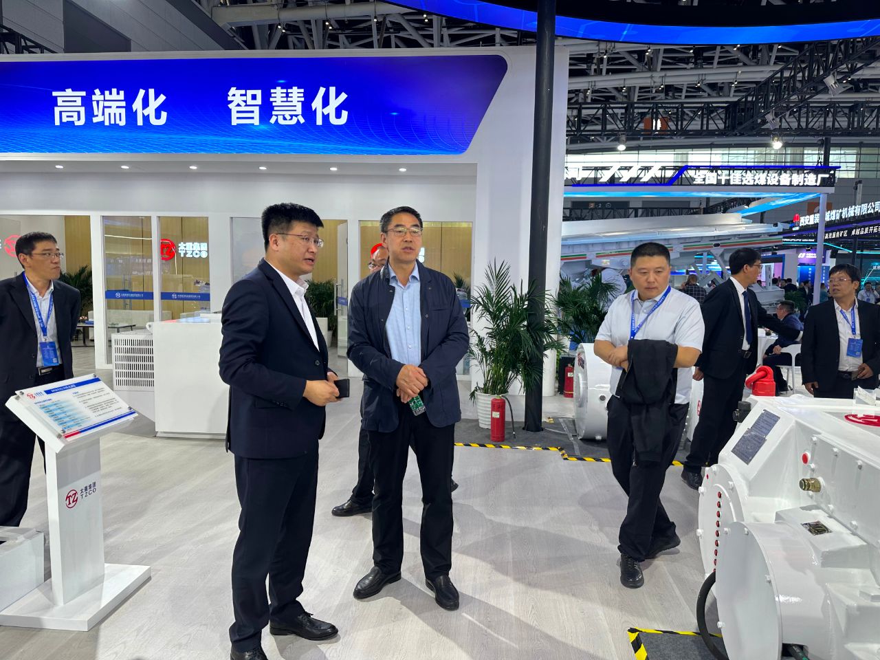 50053650119DA17753F8F434BAC_445A4DBB_3783D